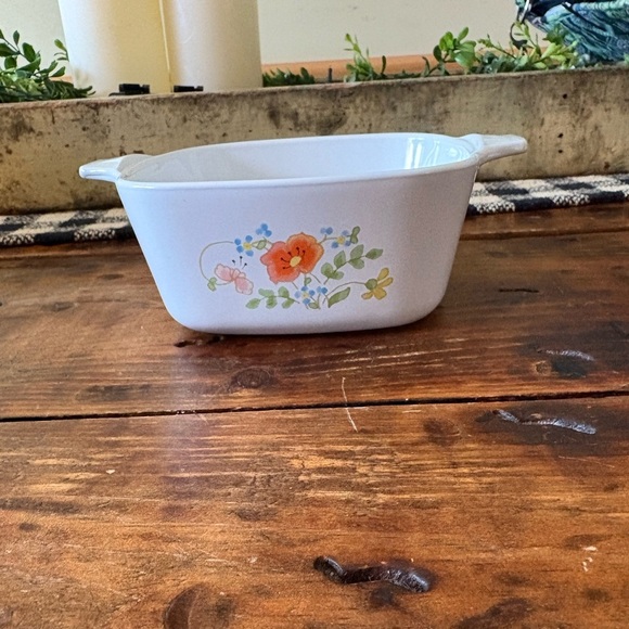 Corning Ware Wild Flower P-43-B
Casserole 2-3/4 Cup - Picture 3 of 7